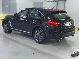إنفينيتي QX70 2018