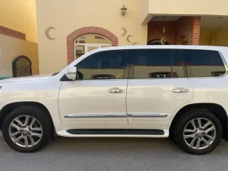 Lexus LX 570 2013