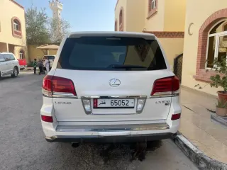 Lexus LX 570 2013