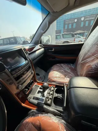 Lexus LX 570 2013