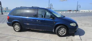 كرايسلر Grand Voyager 2005
