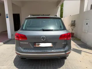فولكس واجن Touareg 2016