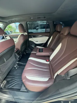 Geely Monjaro 2022