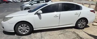 رينو Safrane 2011