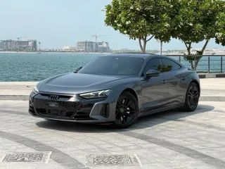 أودي E Tron 2022