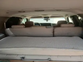 جي إم سي سوبربان 2003