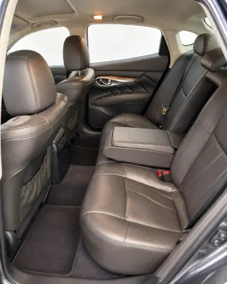 إنفينيتي Q70 2016