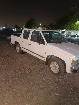 نيسان Pickup 1993
