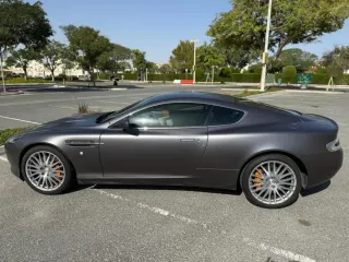 أستون مارتن DB9 2010
