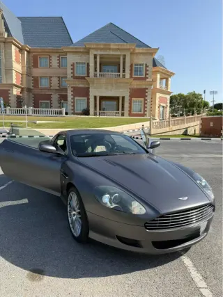 أستون مارتن DB9 2010