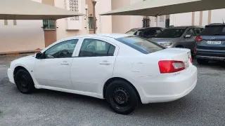 ميتسوبيشي Galant 2013