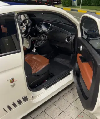 Abarth 595 2022