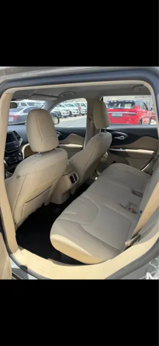Jeep Cherokee 2019
