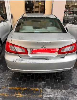 Mitsubishi Galant 2009