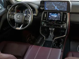 Lexus LX 600 2024
