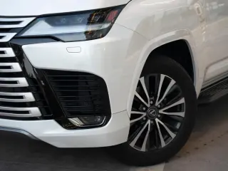 Lexus LX 600 2024