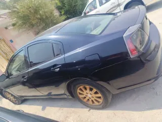 ميتسوبيشي Galant 2008
