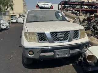 نيسان نافارا 2012