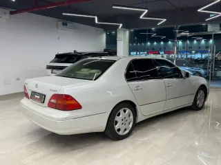 لكزس LS 430 2003