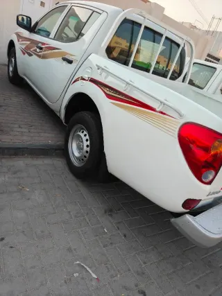 ميتسوبيشي L200 2015