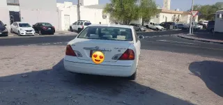 تويوتا افالون 2002