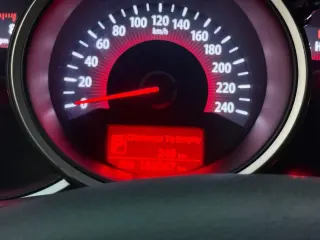 كيا سورينتو 2010