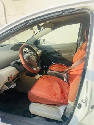 Toyota Yaris 2011