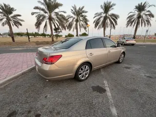 تويوتا افالون 2008