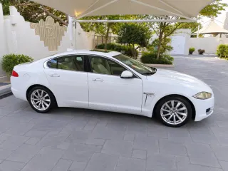 جاكوار Xf 2013