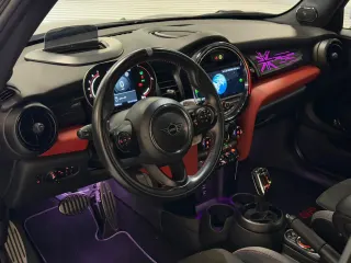 ميني Cooper 2021