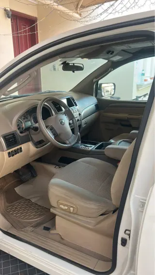 نيسان أرمادا 2012