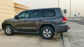 Toyota Land Cruiser 2018