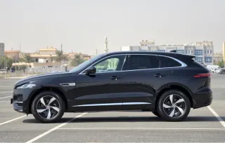جاكوار F Pace 2021