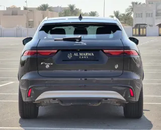 جاكوار F Pace 2021