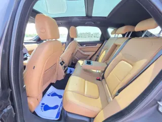 جاكوار F Pace 2021