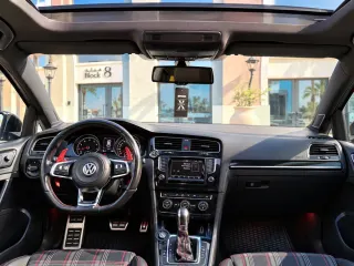 فولكس واجن Golf GTI 2015
