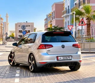 فولكس واجن Golf GTI 2015