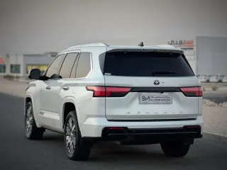 تويوتا سيكويا 2024