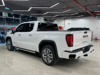 GMC Sierra Denali 2024