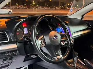 سوبارو Xv 2015