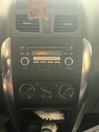 سوزوكي SX4 2012