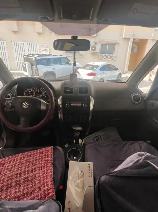 سوزوكي SX4 2012