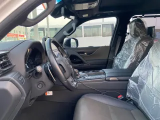 Lexus LX 700H 2025