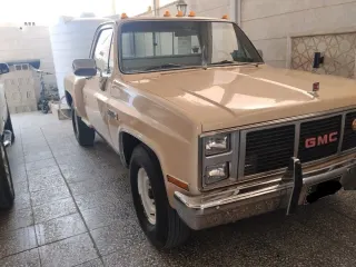 جي إم سي سييرا 1981