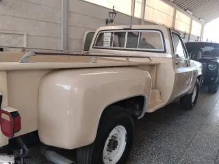 جي إم سي سييرا 1981