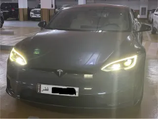 تيسلا Model S 2024