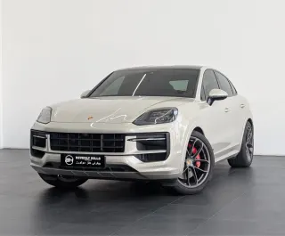Porsche Cayenne GTS 2025