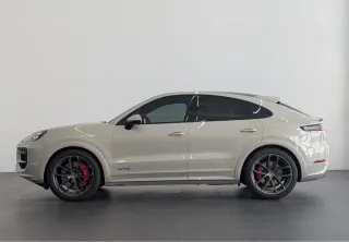 Porsche Cayenne GTS 2025