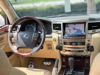 لكزس LX 570 2014
