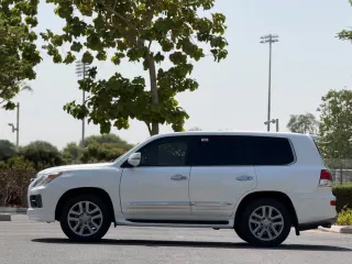 لكزس LX 570 2014